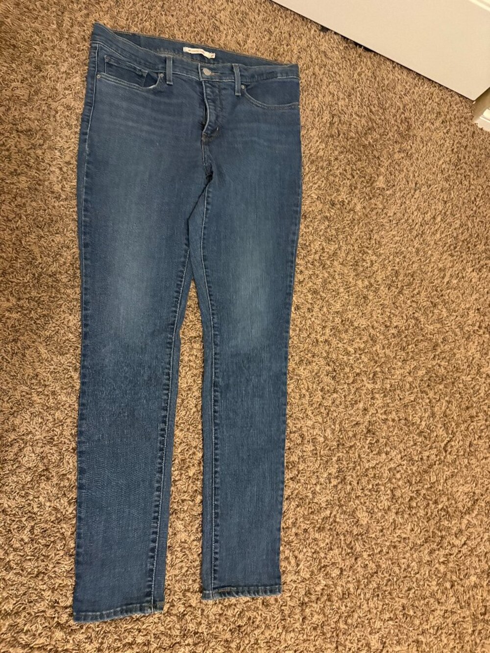Levi's 311 Shaping Skinny Jeans Size 31 Medium Blue Denim Zip Fly Cotton Viscose